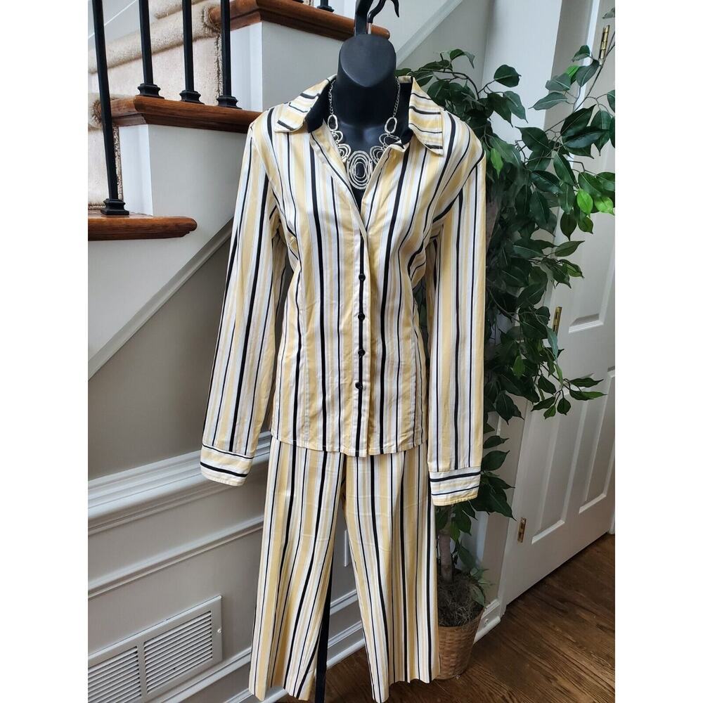 Sport Collection Striped Long Sleeve Collared Shirt & Pant 2 Piece Suit Size M